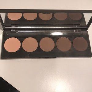 Becca Eye Shadow Palette
